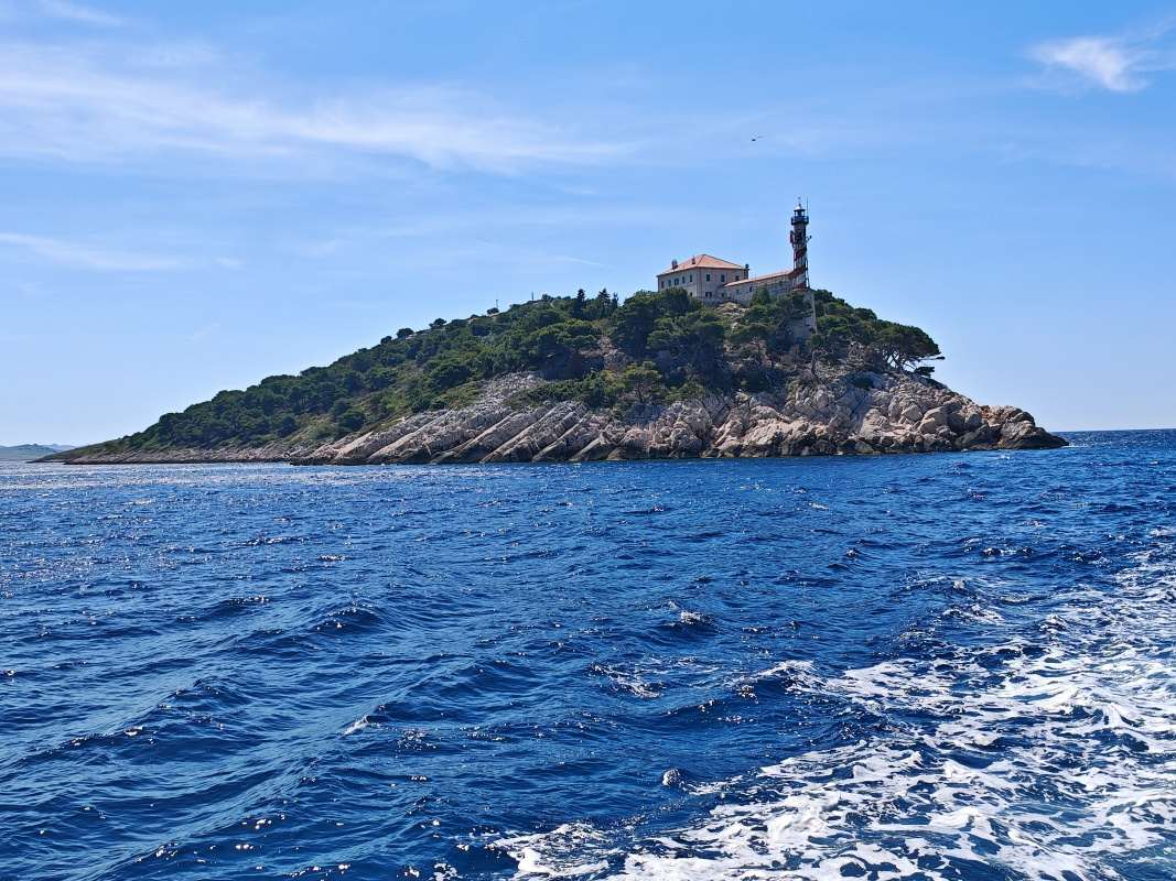 Kornati - Vela Sestrica s Majákom
