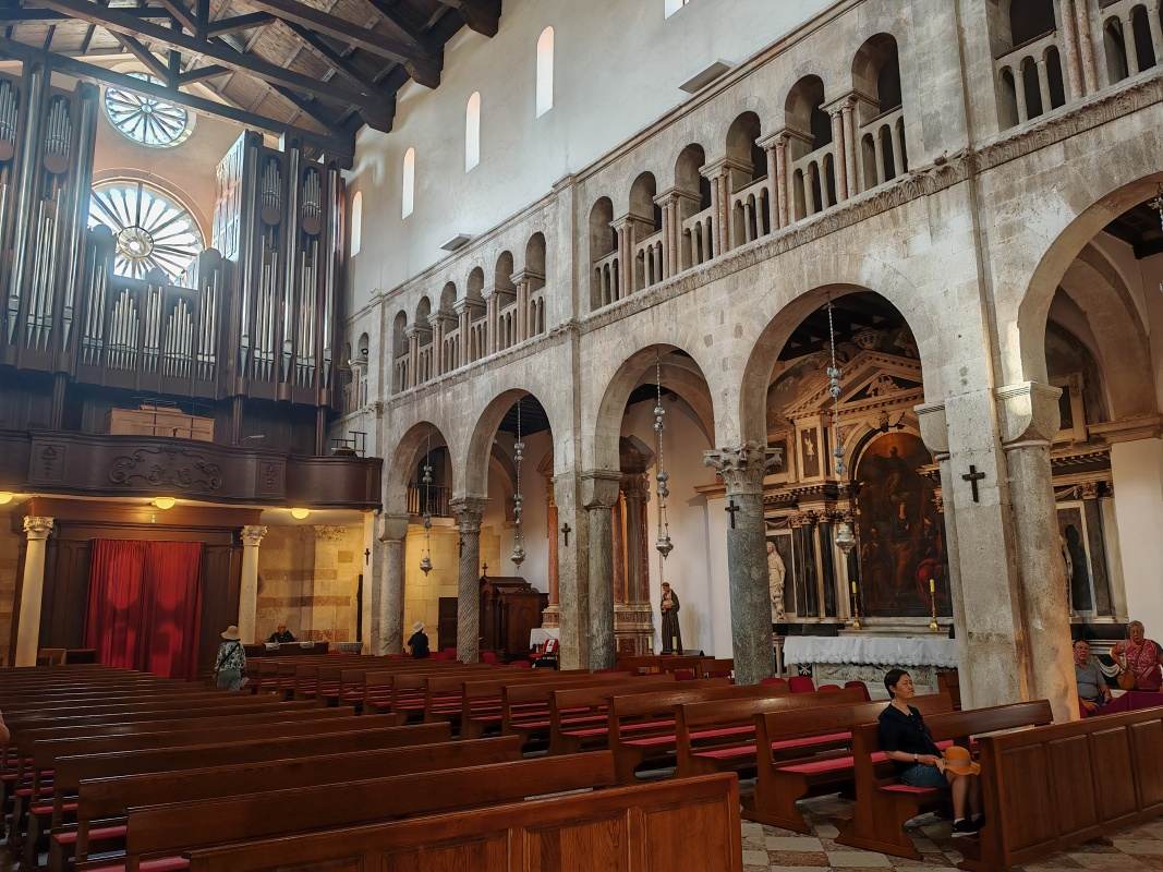 Katedrala sv. Stošije (Anastázie)