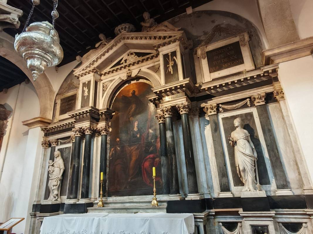 Katedrala sv. Stošije (Anastázie)