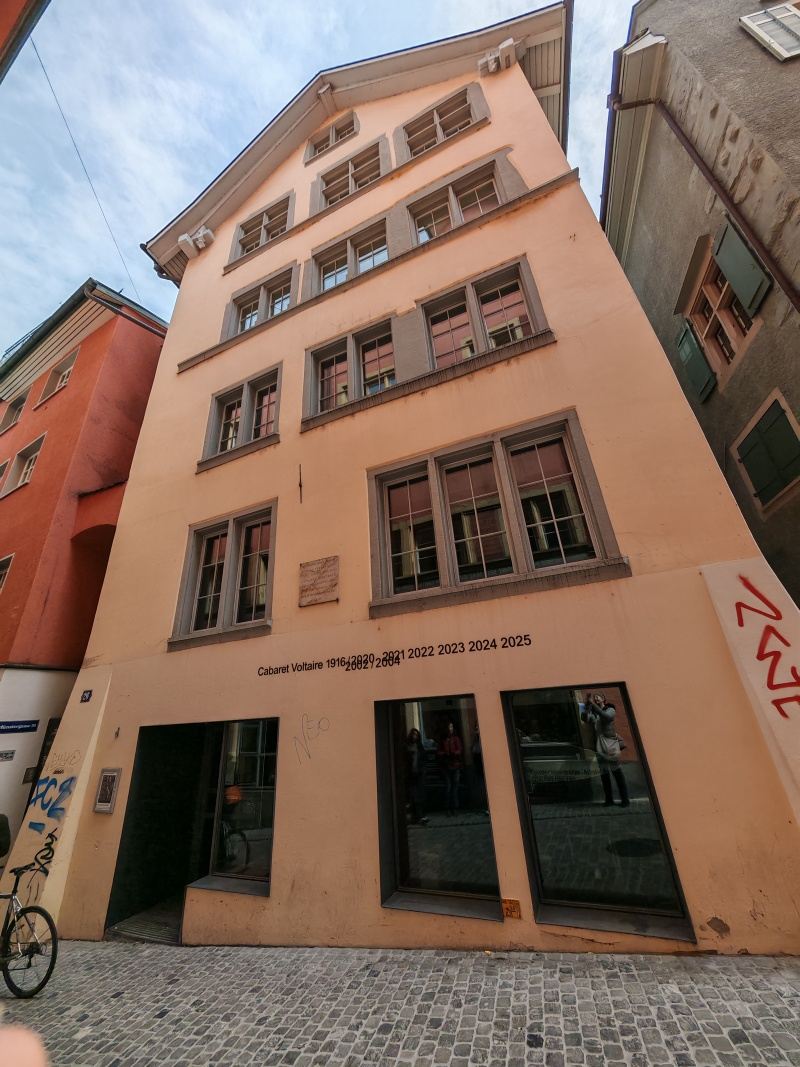 Cabaret Voltaire, Münstergasse