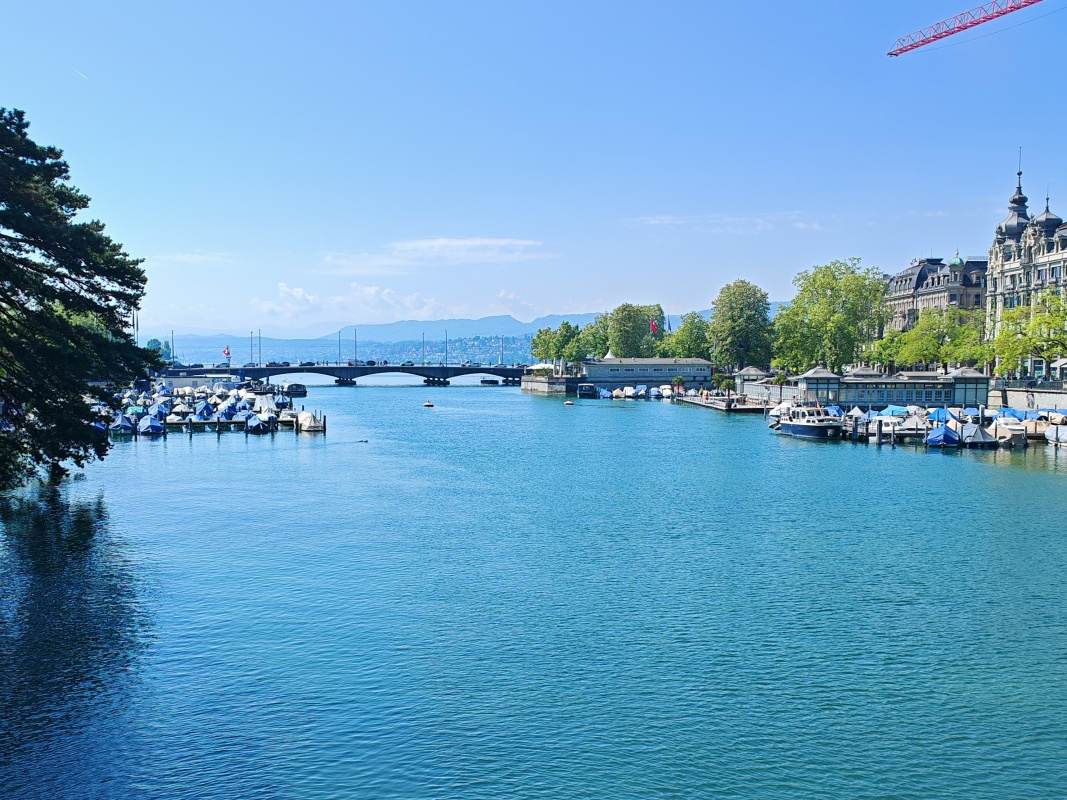 Limmat v smere na Zürišské jazero