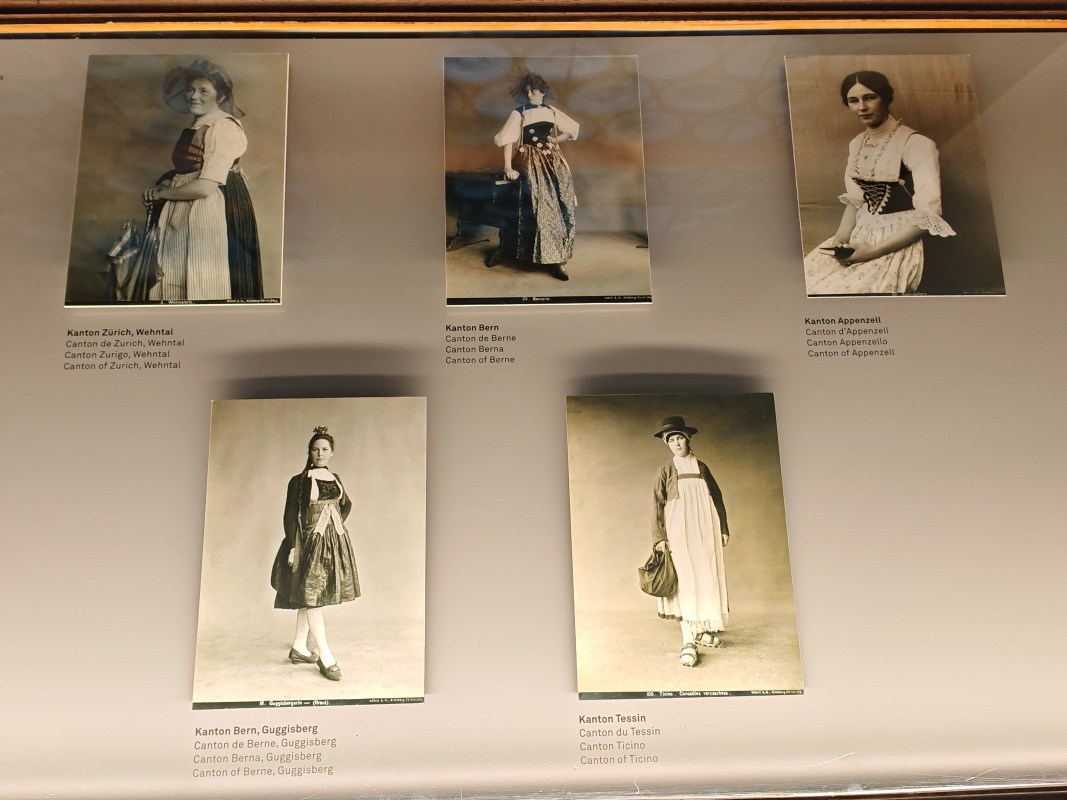 Landesmuseum - vo veži