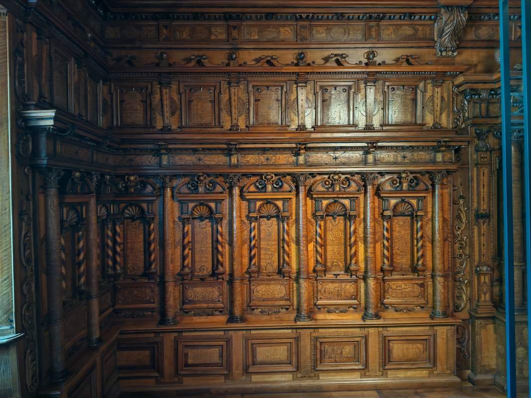 Landesmuseum - izba Seidenhof, r.1617