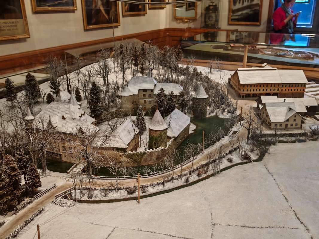 Landesmuseum - umelecké zbierky