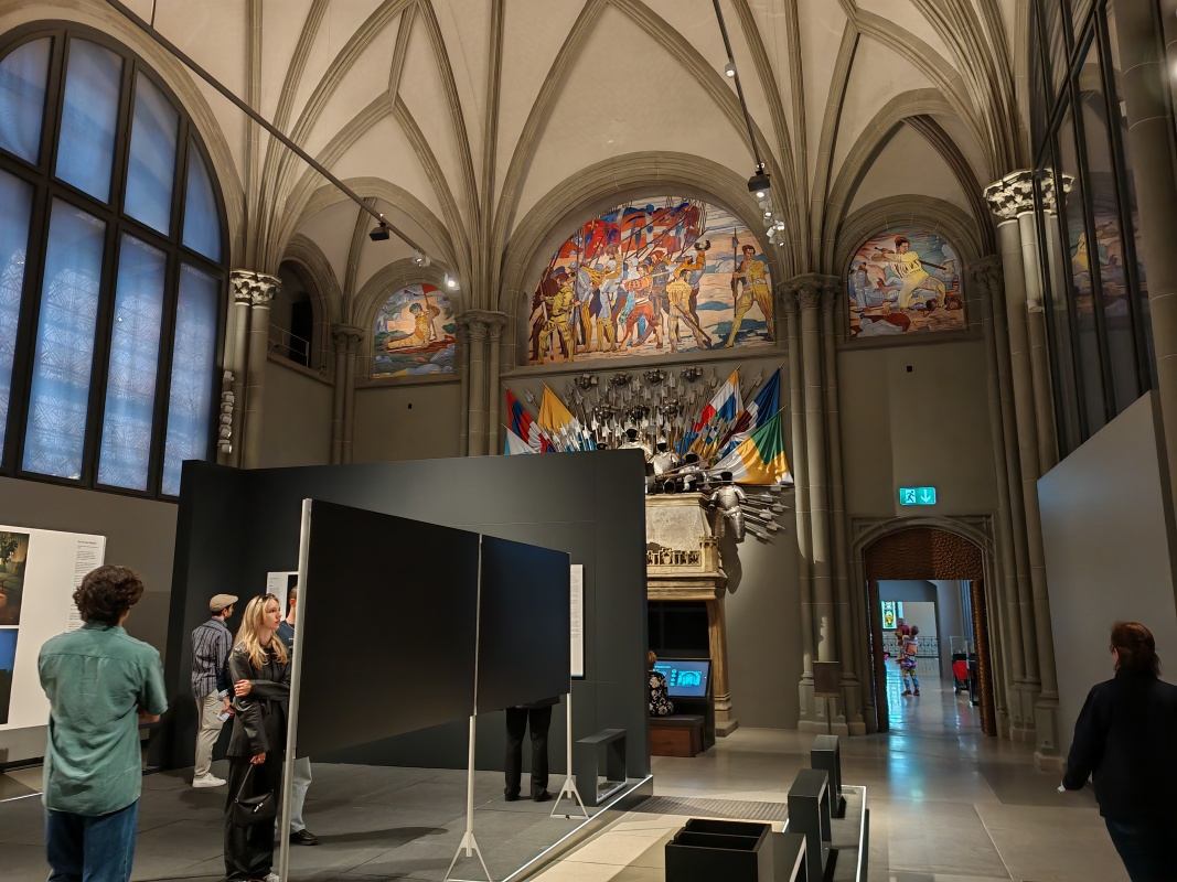 Landesmuseum - výstava v kostole