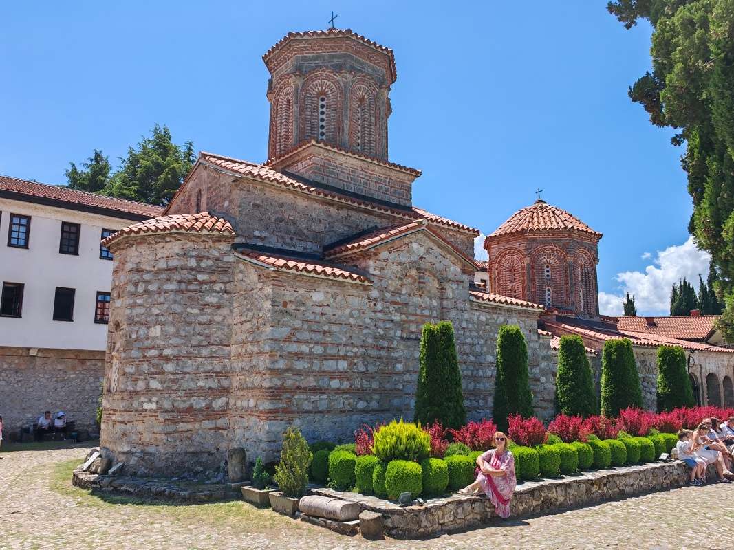 Kláštor sv. Nauma, starý kostol