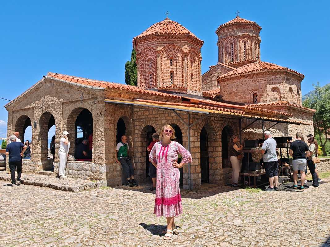 Kláštor sv. Nauma, starý kostol