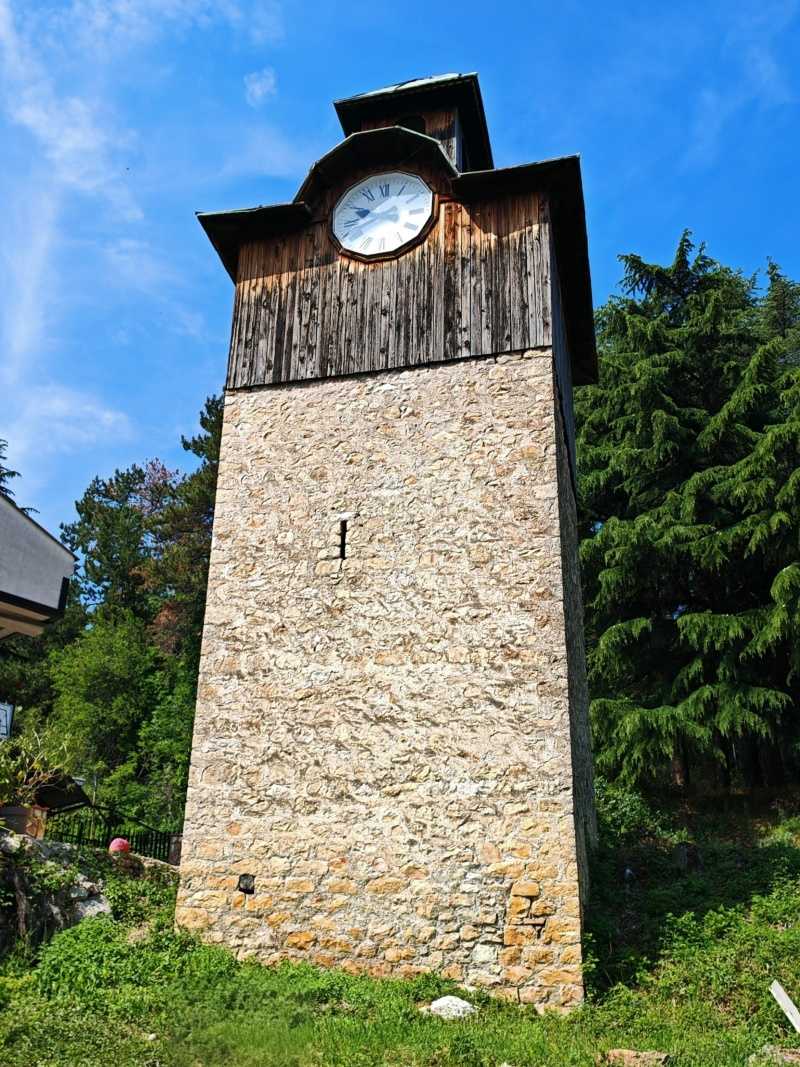 Hodinová veža
