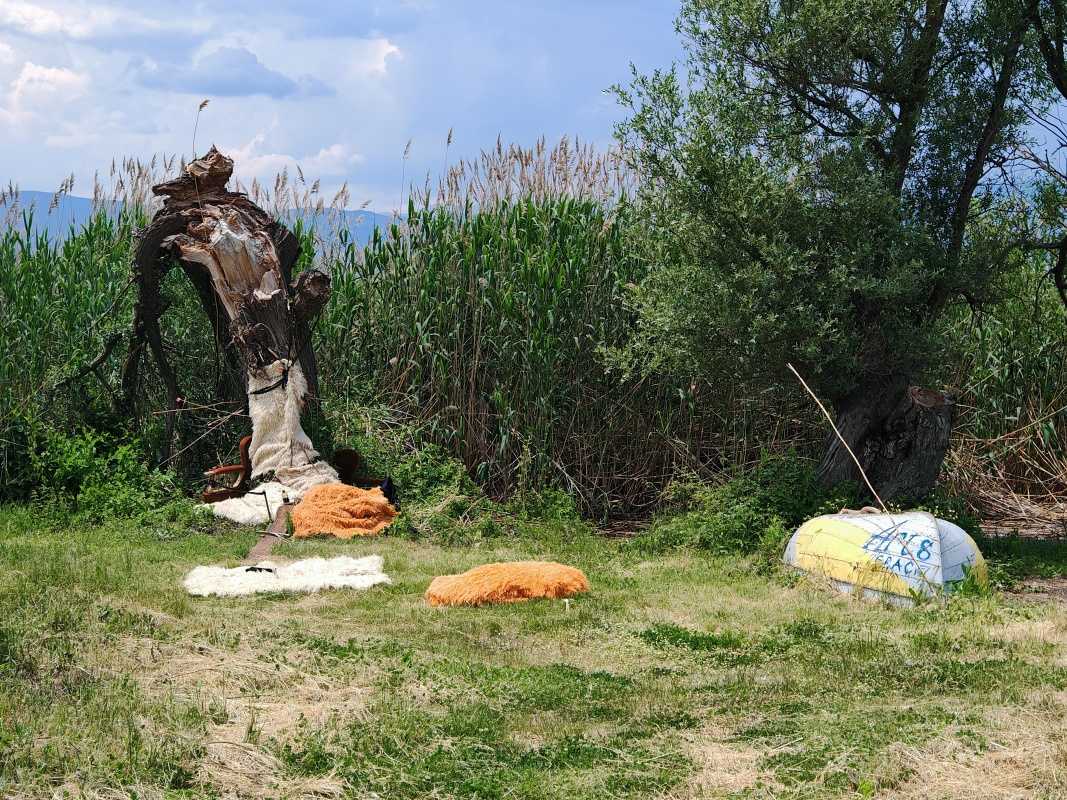 Cesta na kopec ku Kostolu sv. Jána z Kaneo