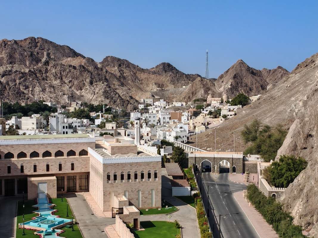 Al Mirani - výhľad na Starý Muscat