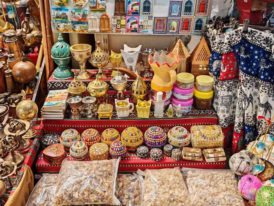Trh, Mutrah Souq