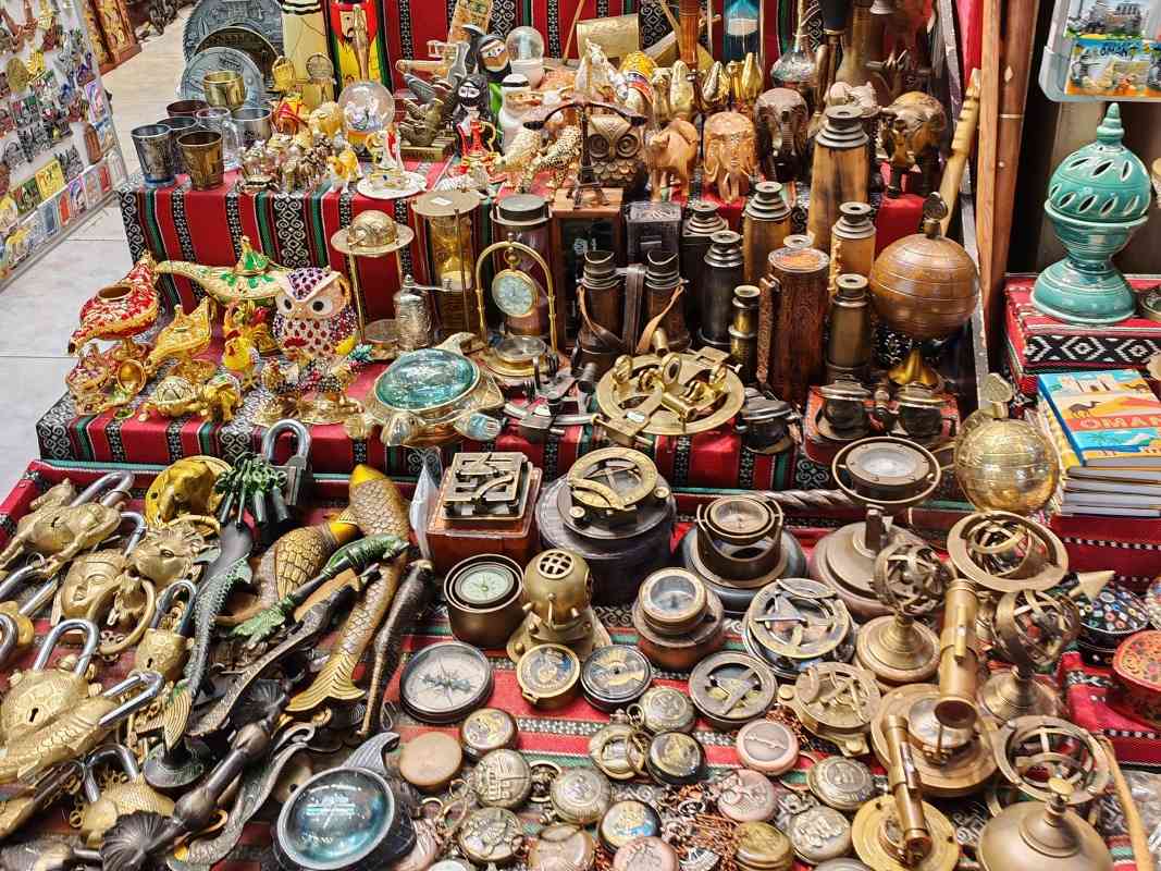Trh, Mutrah Souq