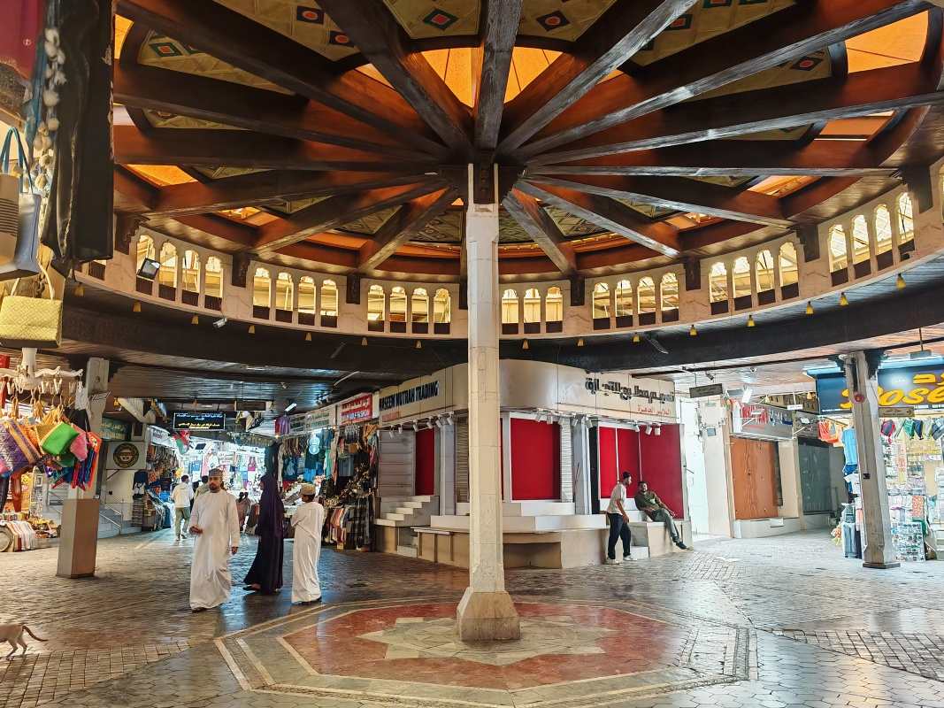 Trh, Mutrah Souq