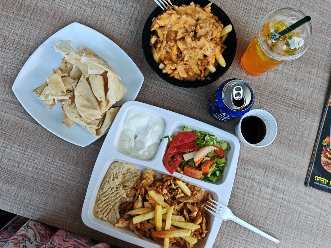 Obed v Shawarma Spot