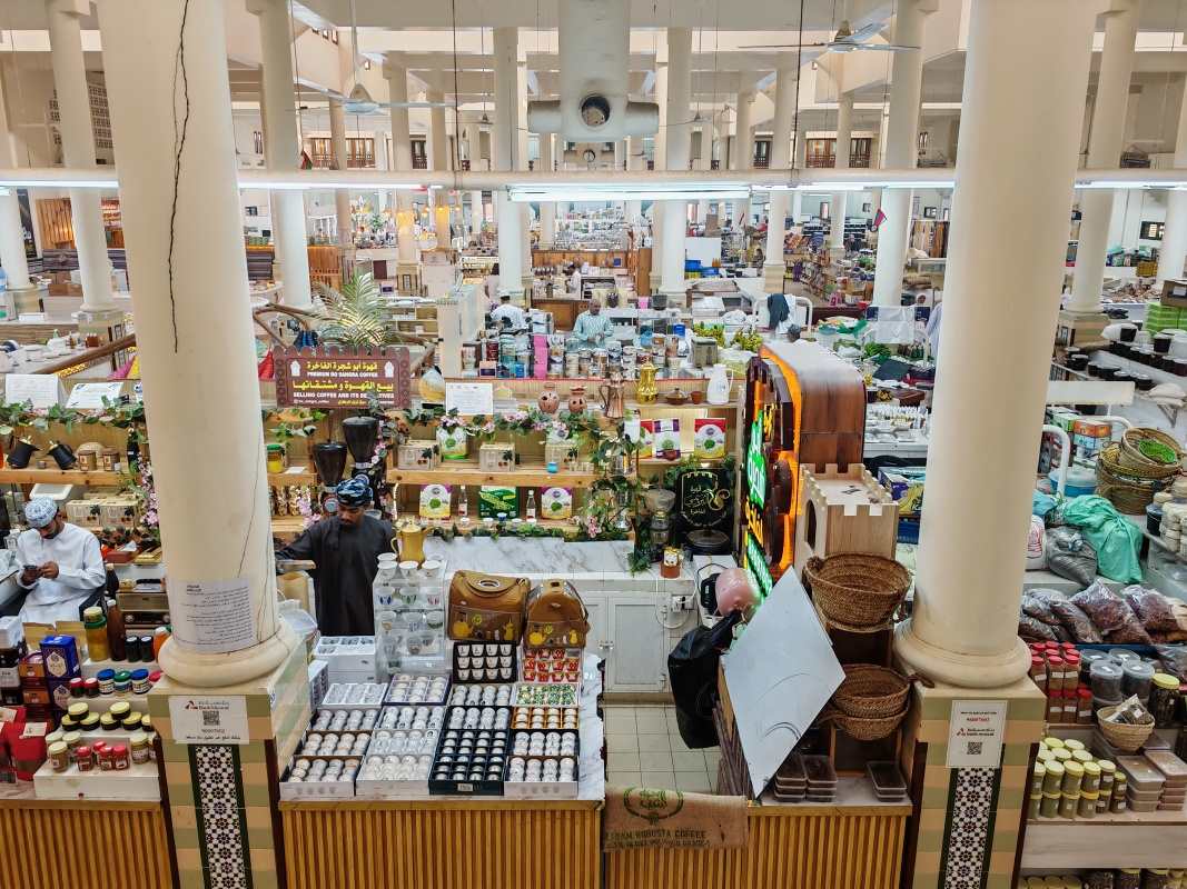 Nizwa Souq, vnútorný trh so sladkosťami