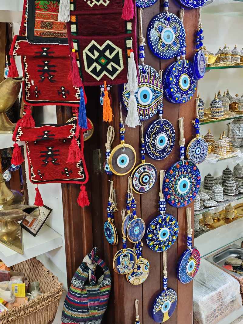 Nizwa Souq, obchod suvenírmi