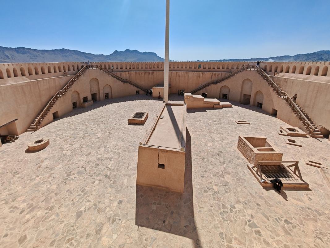 Nizwa Fort, veža