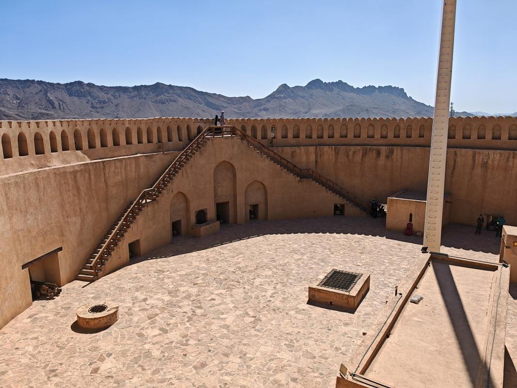 Nizwa Fort, veža