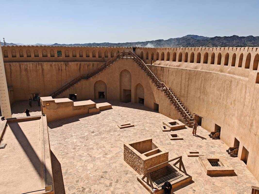 Nizwa Fort, veža