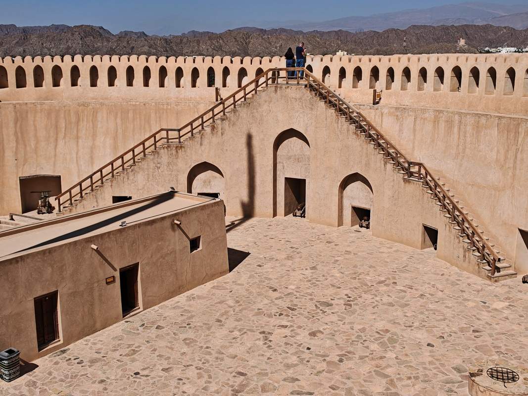 Nizwa Fort, veža