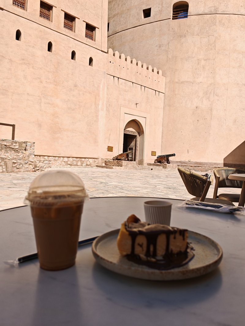 Nizwa Fort, oddych