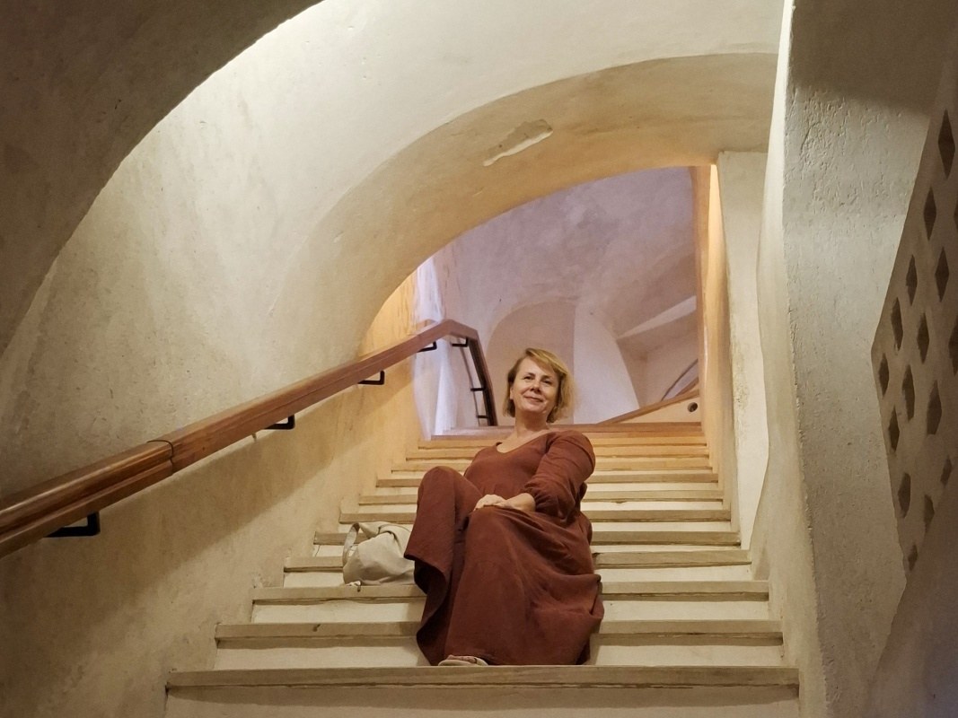 Jabreen Castle, schody na strechu