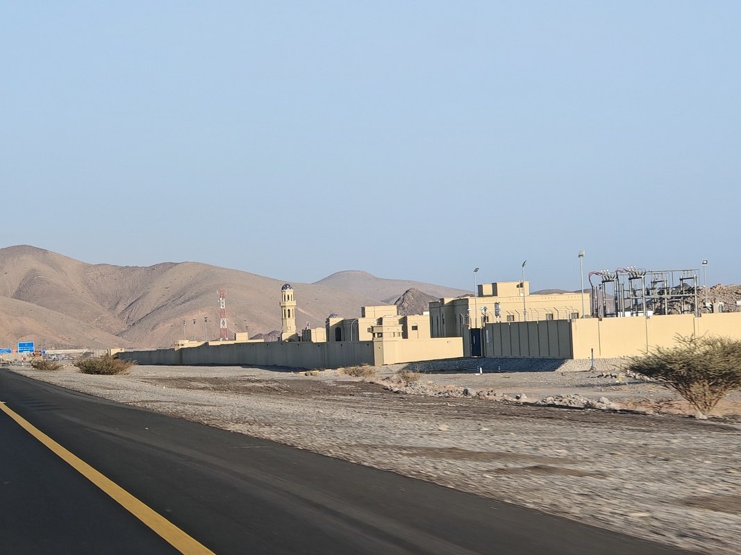 Cesta z Jabreen Castle do Birkat Al Mouz