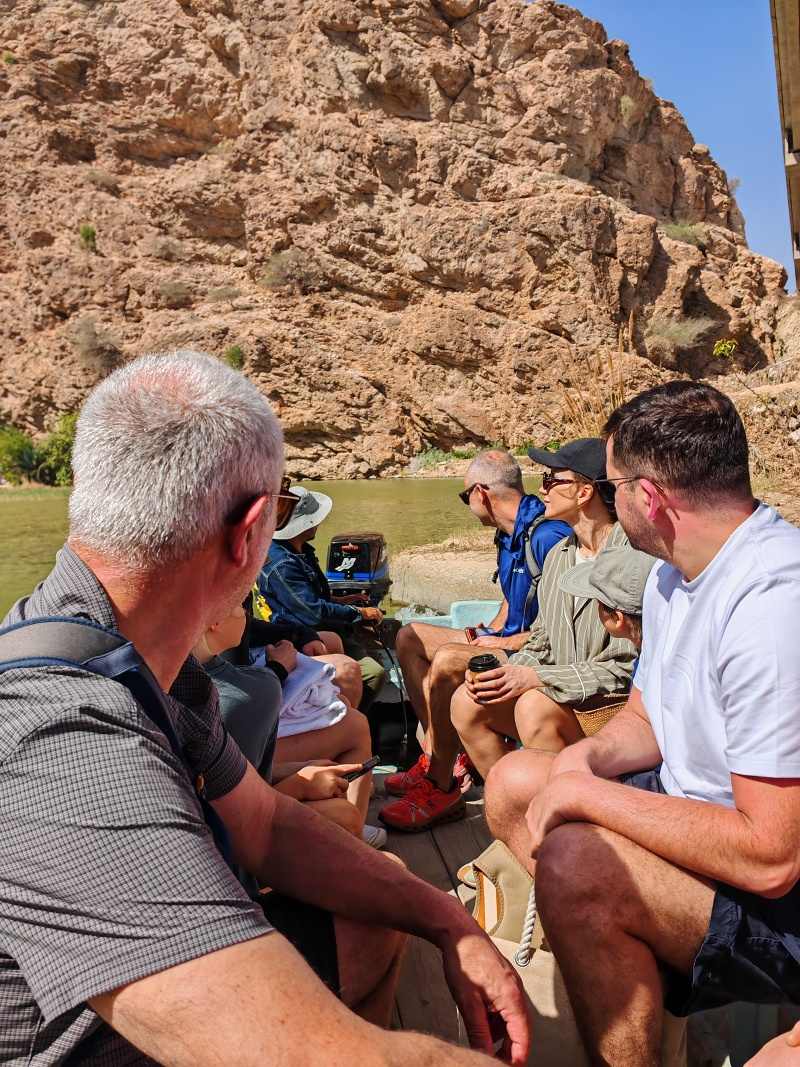 Wadi Shab, na loďke