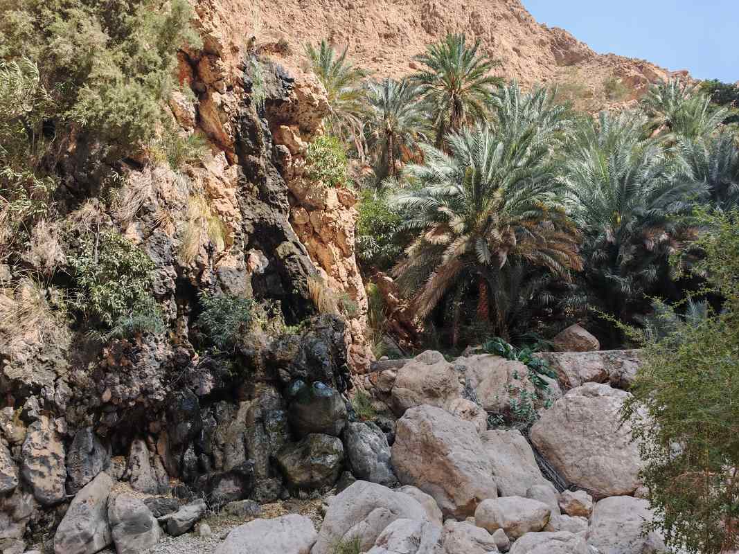 Wadi Shab, vodopádik, vody je málo