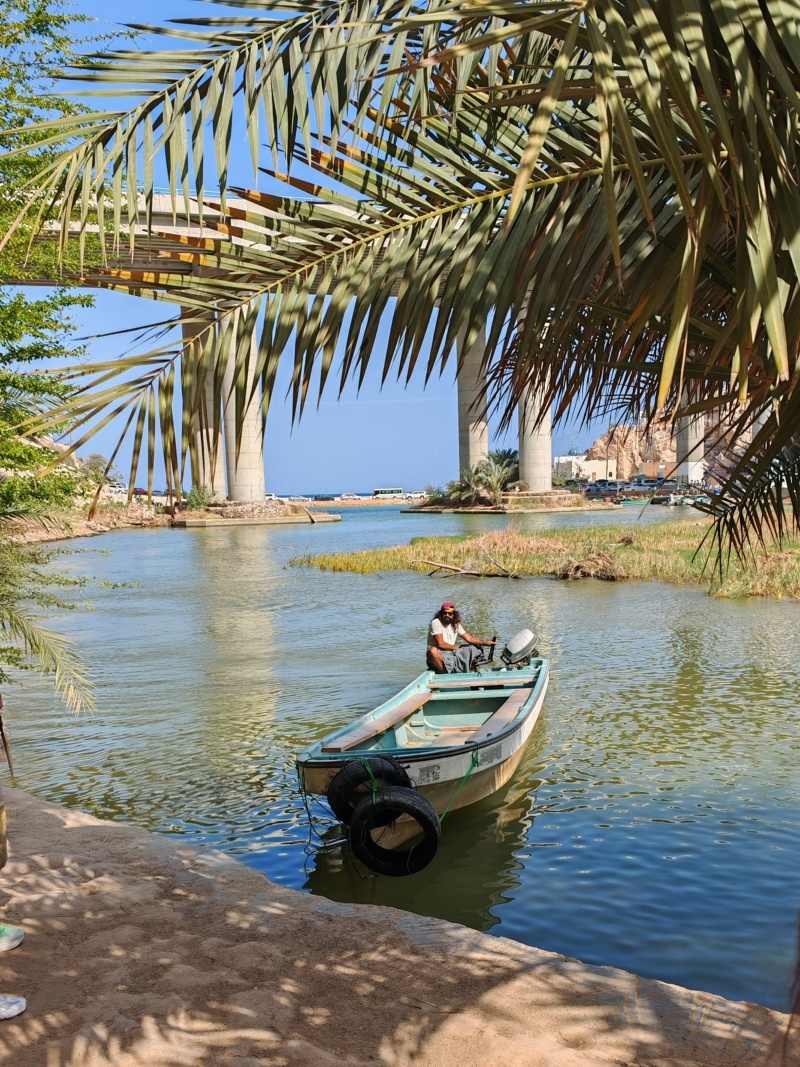 Wadi Shab, loďkou naspäť