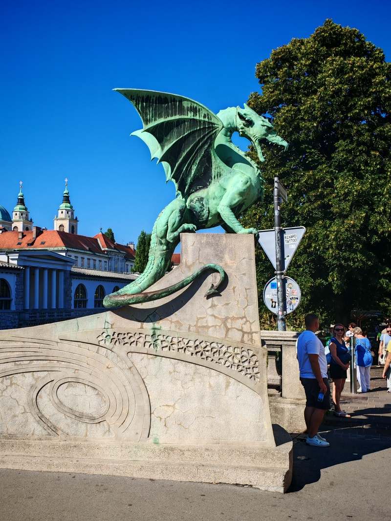 Dračí most